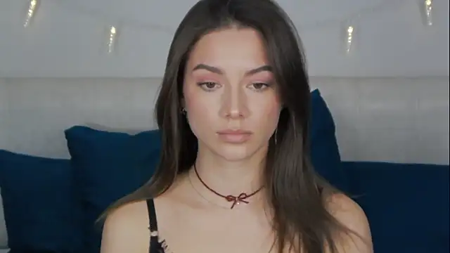 Snapshot of sinthiaroze chatting on 12.10.24 sinthiaroze online show from 12.10.24