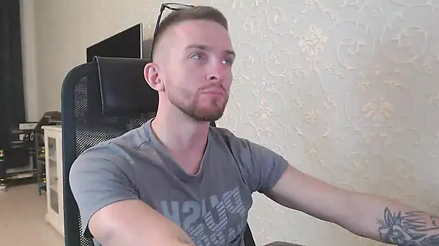 Marselle Laker online show from 12.24.24