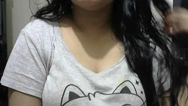 Snapshot of Bengalisexygirl chatting on 06.18.26 Bengalisexygirl online show from 06.18.26