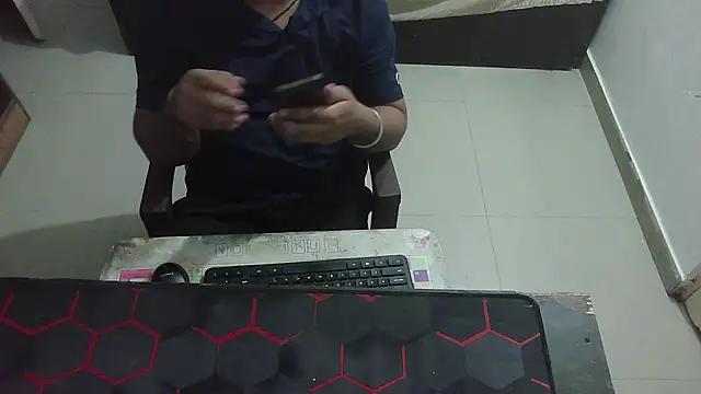 Snapshot of rentarob chatting on 05.02.26 rentarob online show from 05.02.26