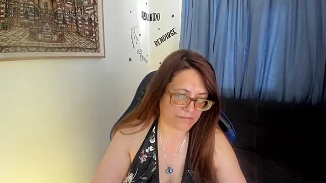 Snapshot of Ivette_Shaira chatting on 06.28.26 Ivette Shaira online show from 06.28.26