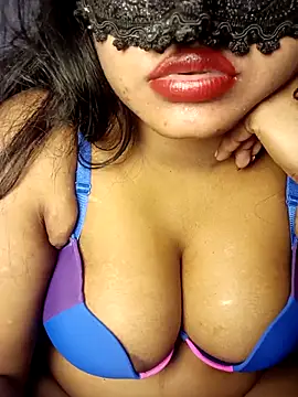 Hotlisa online show from 12.16.25