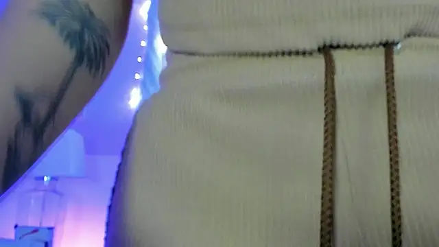 Snapshot of LucianaCarter chatting on 01.07.25 LucianaCarter online show from 01.07.25