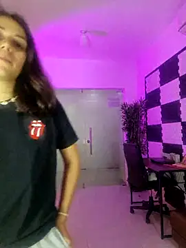 Snapshot of LucianaCarter chatting on 03.07.25 LucianaCarter online show from 03.07.25