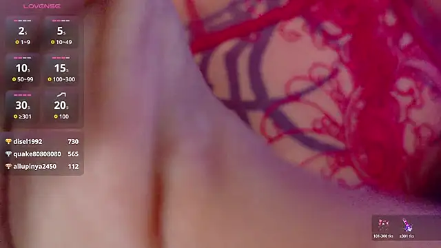 valkiria moore online show from 11.06.25