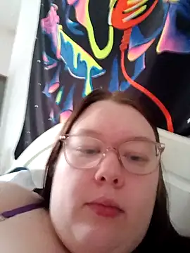 Sexycurvyemilyy online show from 05.09.26