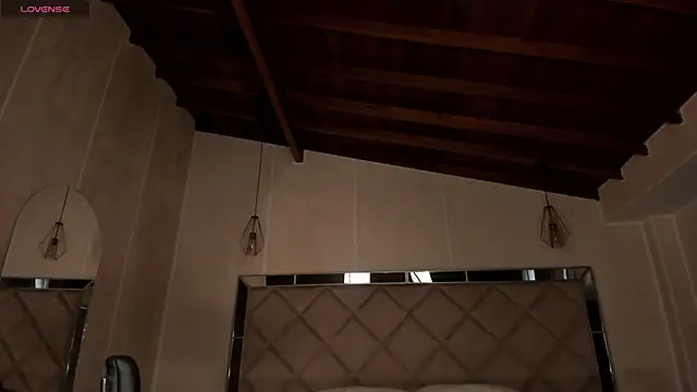 SophiePalmer online show from 03.12.26