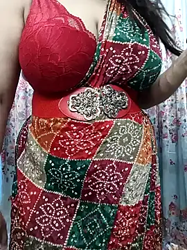 Sexybomb33 online show from 12.28.24