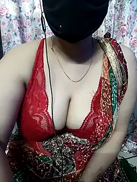 Sexybomb33 online show from 12.29.24