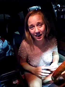 Snapshot of SkyelarSommer chatting on 03.02.25 SkyelarSommer online show from 03.02.25