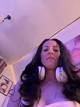 DominiqueX0 online show from 07.13.26