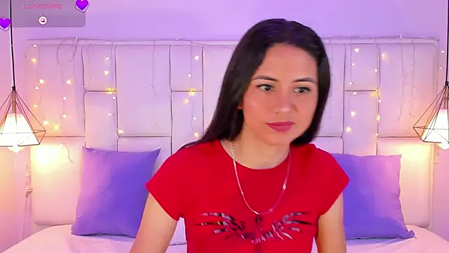 Snapshot of SarahSophia_ chatting on 02.08.25 SarahSophia online show from 02.08.25