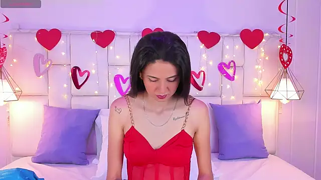 Snapshot of SarahSophia_ chatting on 02.21.25 SarahSophia online show from 02.21.25