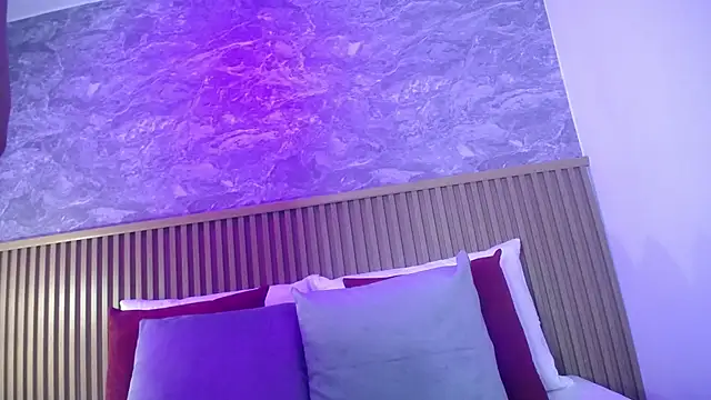 victoria  milf  online show from 09.15.25