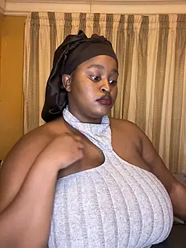 Snapshot of KnockoutBestie chatting on 03.13.26 KnockoutBestie online show from 03.13.26