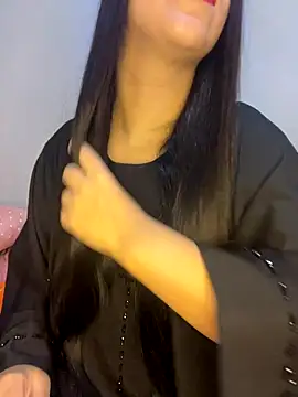 Snapshot of Mayacrayzi chatting on 11.22.25 Mayacrayzi online show from 11.22.25