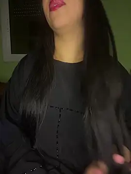 Snapshot of Mayacrayzi chatting on 02.04.26 Mayacrayzi online show from 02.04.26