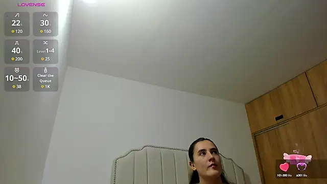 Snapshot of Hanna86 chatting on 02.28.25 Hanna86 online show from 02.28.25