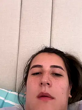 Snapshot of Hanna86 chatting on 10.25.25 Hanna86 online show from 10.25.25