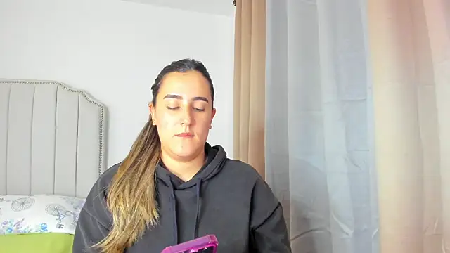 Snapshot of Hanna86 chatting on 02.10.26 Hanna86 online show from 02.10.26