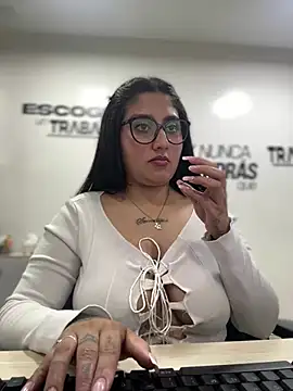 croftsmila online show from 02.02.25