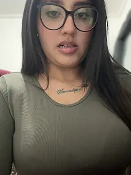 croftsmila online show from 03.18.25