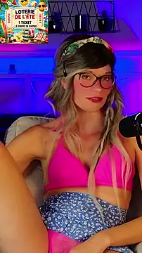 Kittychatte online show from 07.11.26