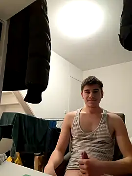 Snapshot of bestboy18 chatting on 12.05.24 bestboy18 online show from 12.05.24