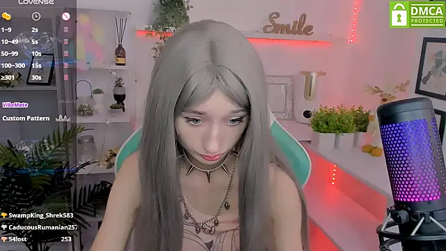 Snapshot of Katia_Kim chatting on 02.18.25 Katia Kim online show from 02.18.25