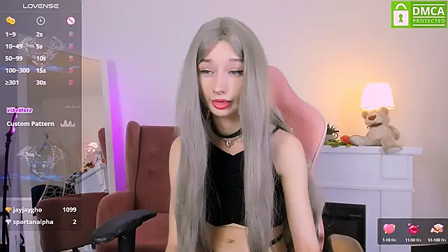 Snapshot of Katia_Kim chatting on 02.20.25 Katia Kim online show from 02.20.25