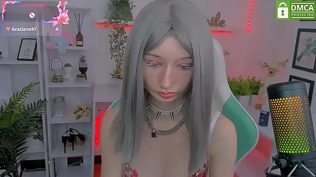 Snapshot of Katia_Kim chatting on 03.05.25 Katia Kim online show from 03.05.25