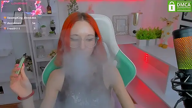 Snapshot of Katia_Kim chatting on 03.13.25 Katia Kim online show from 03.13.25