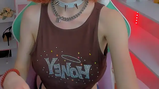 Snapshot of Katia_Kim chatting on 03.13.25 Katia Kim online show from 03.13.25