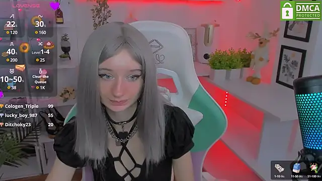 Snapshot of Katia_Kim chatting on 03.17.25 Katia Kim online show from 03.17.25