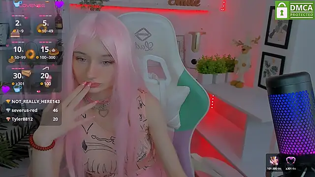 Snapshot of Katia_Kim chatting on 03.18.25 Katia Kim online show from 03.18.25