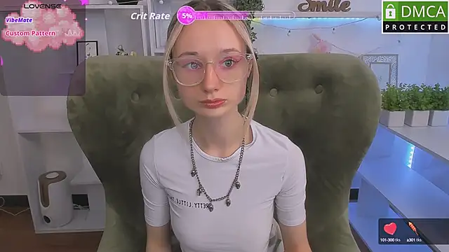 Snapshot of Katia_Kim chatting on 09.12.25 Katia Kim online show from 09.12.25