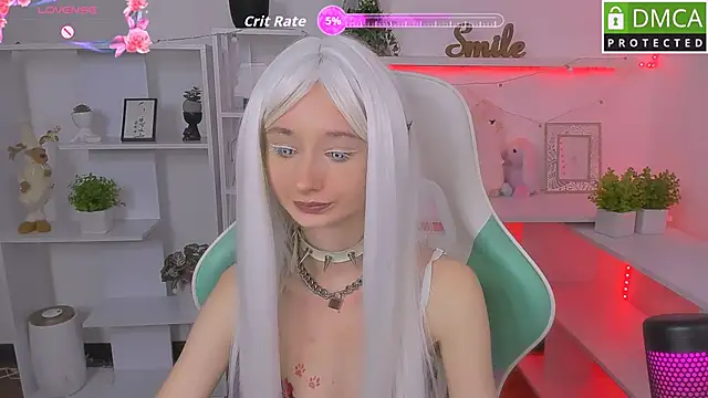 Snapshot of Katia_Kim chatting on 10.01.25 Katia Kim online show from 10.01.25