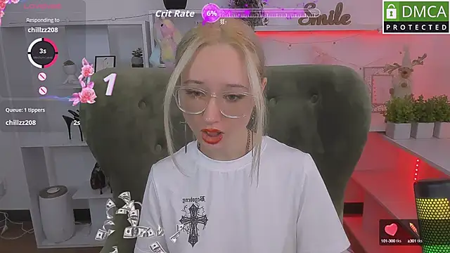 Snapshot of Katia_Kim chatting on 10.07.25 Katia Kim online show from 10.07.25