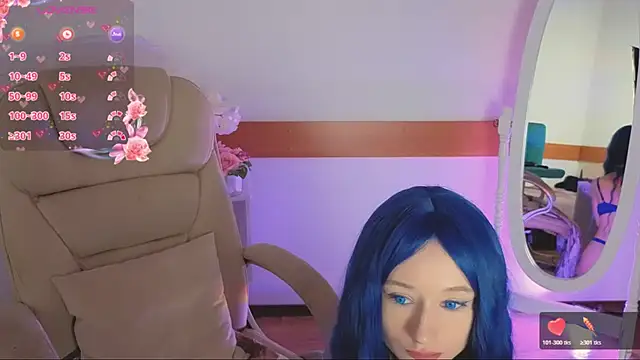 Snapshot of Katia_Kim chatting on 11.21.25 Katia Kim online show from 11.21.25