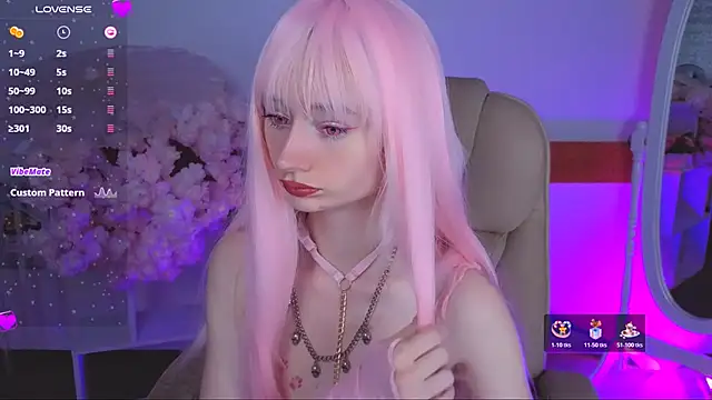 Snapshot of Katia_Kim chatting on 12.02.25 Katia Kim online show from 12.02.25