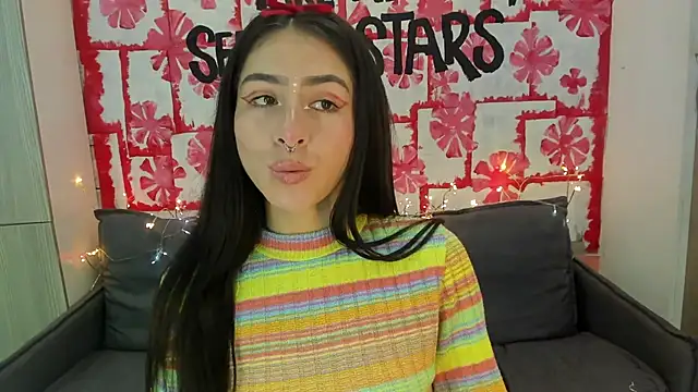 Snapshot of Mhelanny2 chatting on 02.06.25 Mhelanny2 online show from 02.06.25