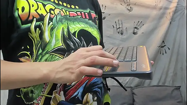 Mhelanny2 online show from 10.27.25