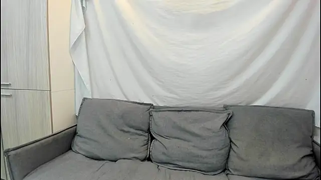 Mhelanny2 online show from 01.17.26