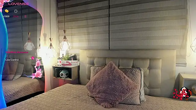 cristal  hot 1 online show from 04.27.26
