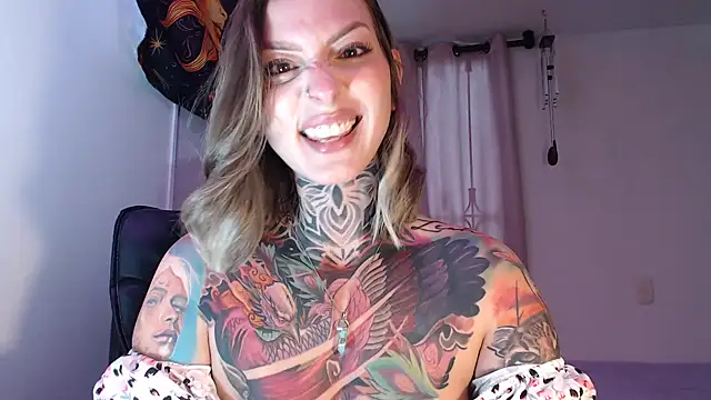 Snapshot of agatha_ink3 chatting on 05.31.26 agatha ink3 online show from 05.31.26