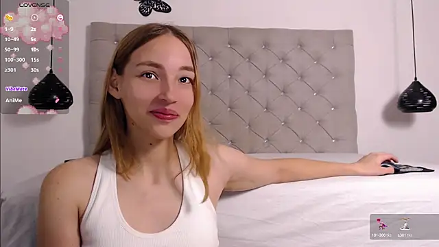 Snapshot of WhiteSun_01 chatting on 01.15.25 WhiteSun 01 online show from 01.15.25