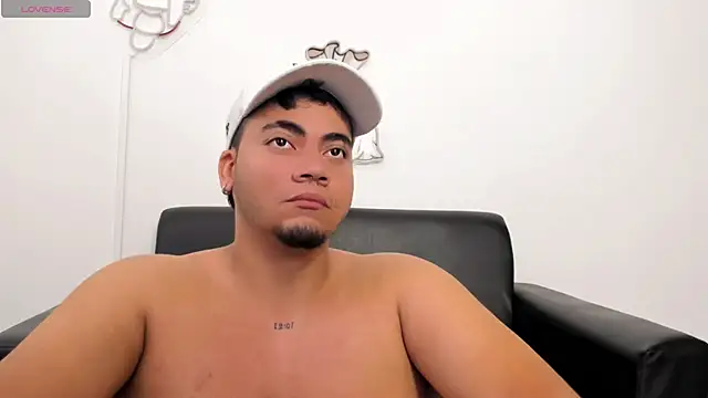 Snapshot of WhiteSun_01 chatting on 02.22.25 WhiteSun 01 online show from 02.22.25