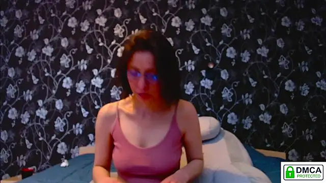 Sophi Cute online show from 05.15.26