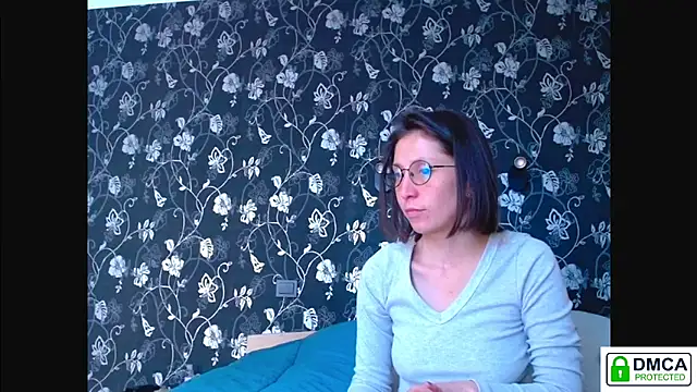 Sophi Cute online show from 05.23.26