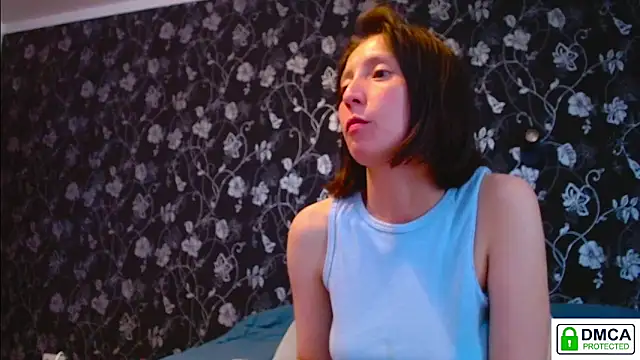 Sophi Cute online show from 06.03.26